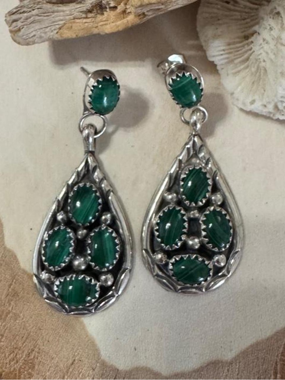 Vintage 925 Sterling Silver Native American Malachite Dangle Earrings